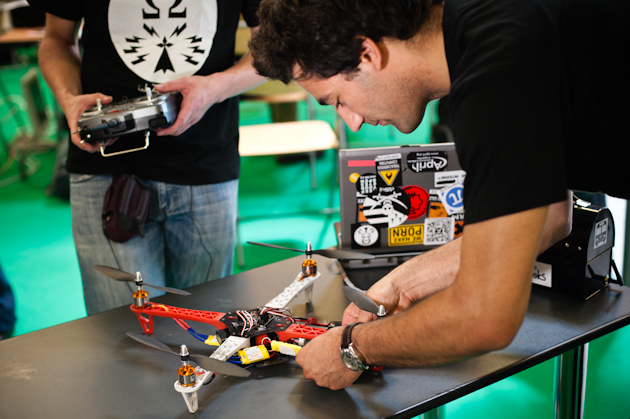 hackers-ONG-telecomix_OPH_mai_2012-1835